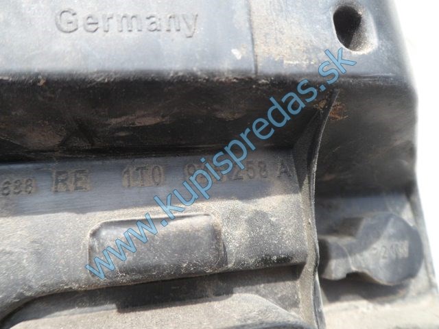 pravé zadné svetlo na vw volkswagen touran, 1T0945258A